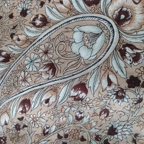 FORALSCARF  MULTIPLE PATTERN 100%PURE SILK - Picture 2 of 7